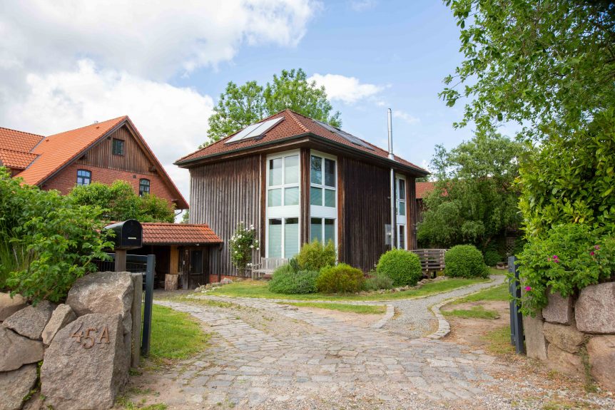 Vermietetes-Einfamilienhaus-mit-Doppelcarport-21493-Grabau-Thonhauser-Immobilien-GmbH-7